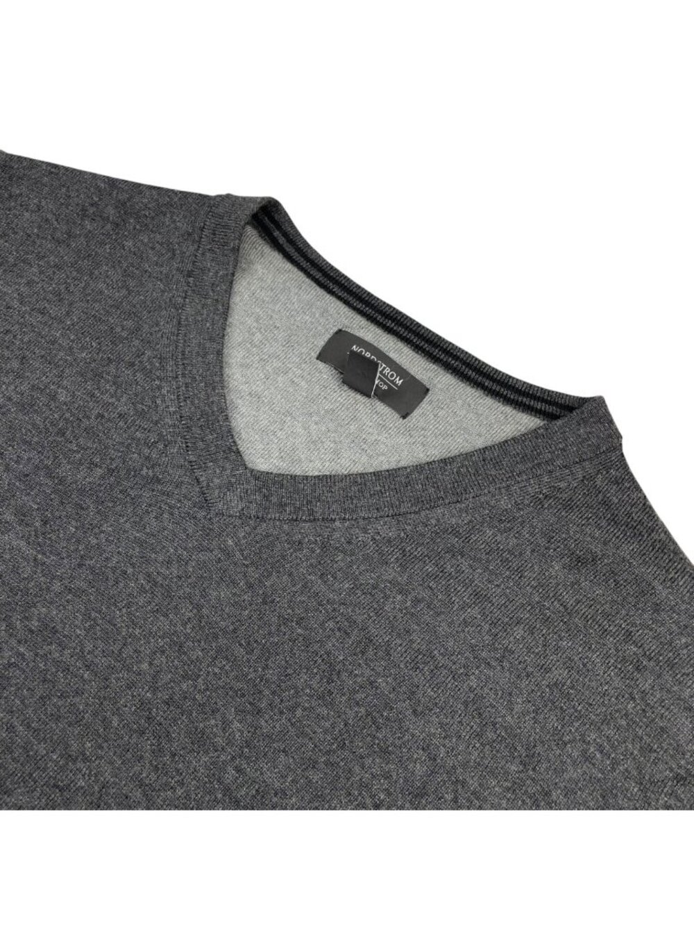 Nordstrom Men's 100% Wool V-Neck Pullover Sweater Gray • XL